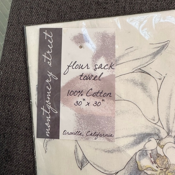 NWT PRINTED LINT FREE ORCHIDS FLOUR SACK TOWEL 100% COTTON - Picture 4 of 5